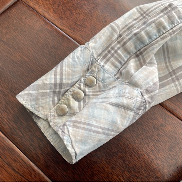 Guess Jeans Western Snap Closure Shirt with Embroidery Size Large - Picture 8 of 9